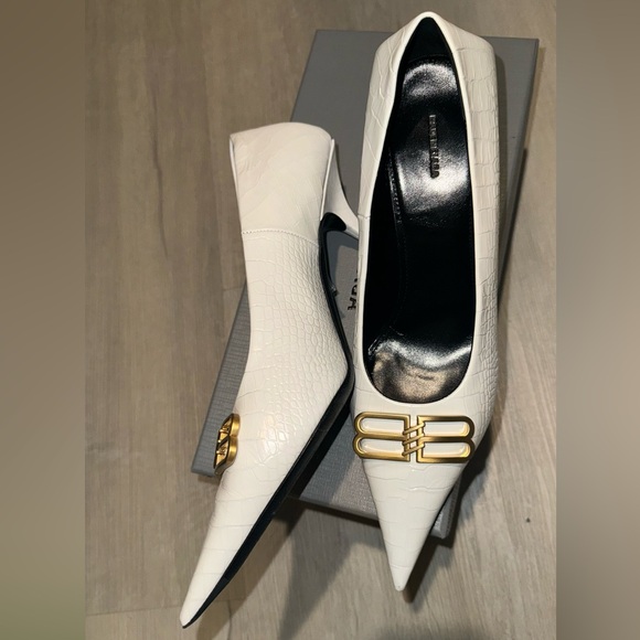 SOLD - Picture 2 of 6